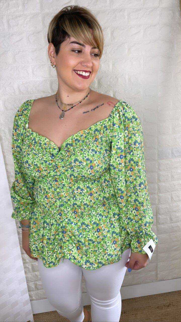 blusa florecitas verde
